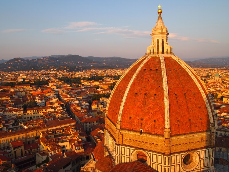 Il Duomo di Firenze. Fun Fact: that little golden ball at the top can comfortable fit four people. 
