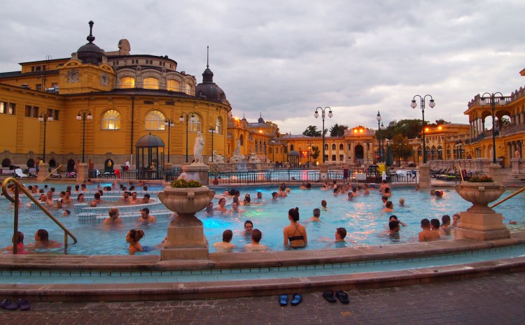 The Széchenyi Fürdő - Széchenyi Bath. It's pools are filled with natural thermal water, thought to have certain medicinal properties. 